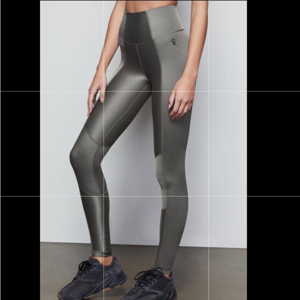 Good American workout pants. Super comfy
